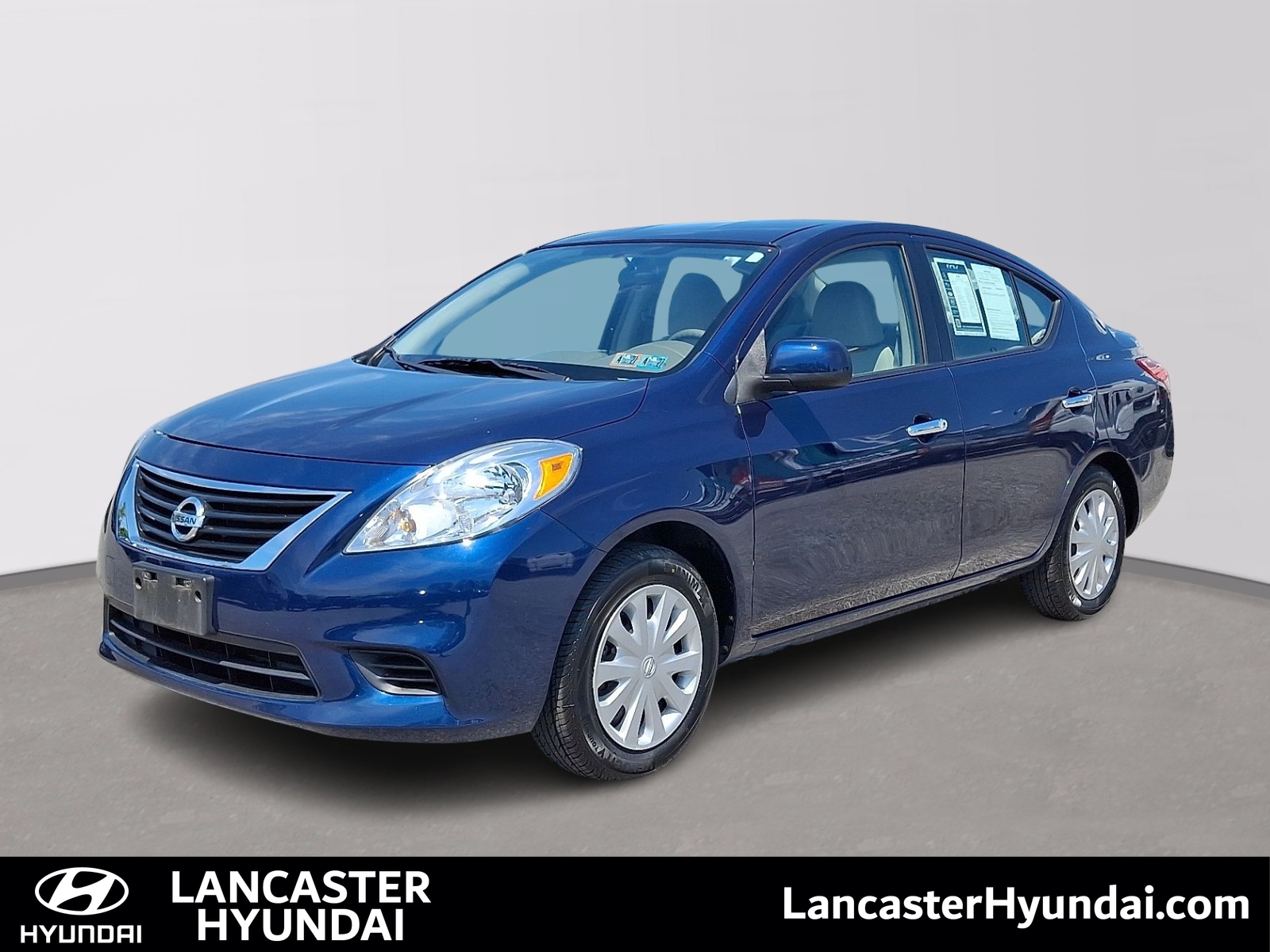 2014 Nissan Versa Sedan SV