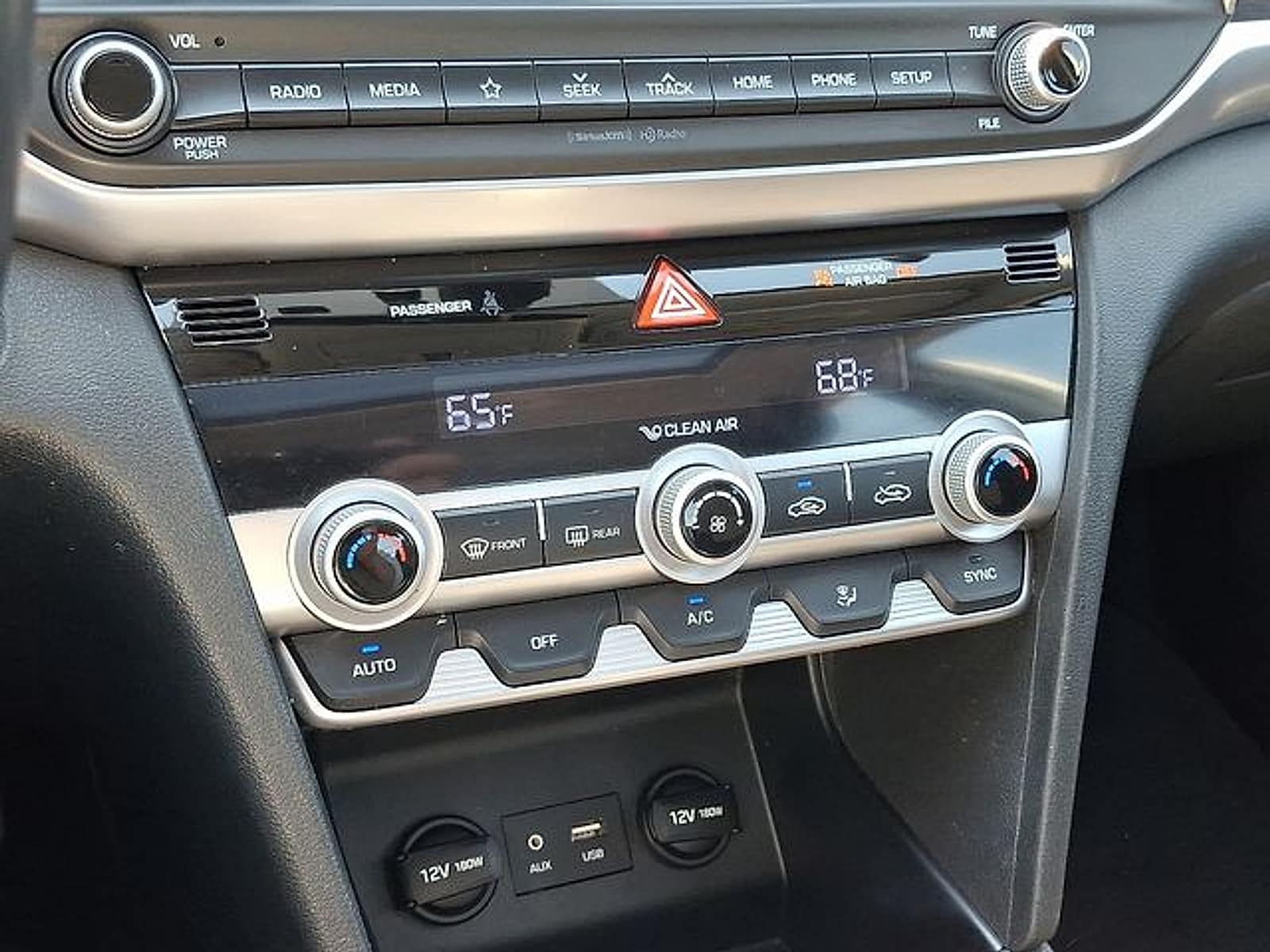2019 Hyundai Elantra Value Edition - Photo 19
