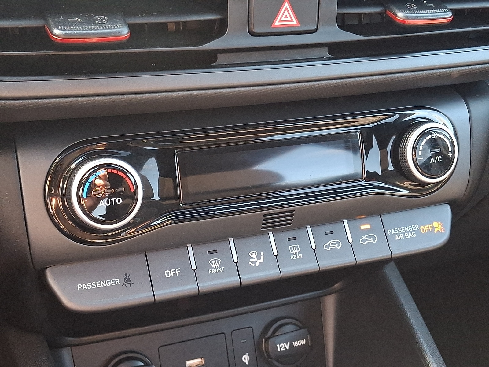 2023 Hyundai Kona N Line - Photo 16
