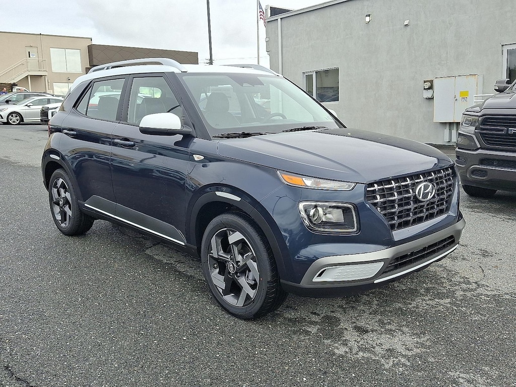New 2026 Hyundai Venue SEL SUV