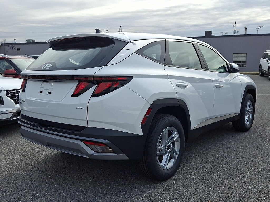 New 2026 Hyundai Tucson SE AWD SUV