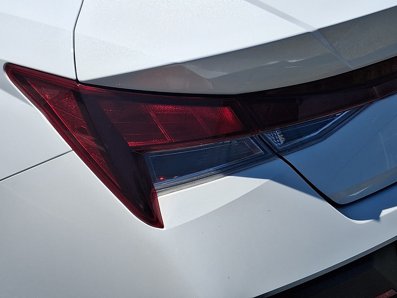 2024 Hyundai Elantra SEL - Photo 32