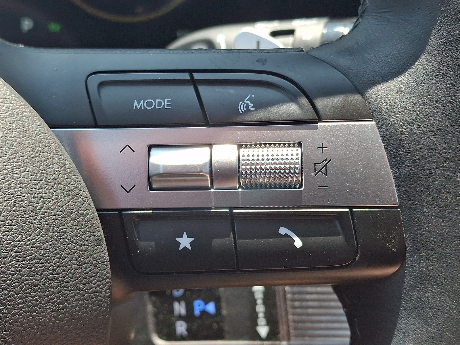 2025 Hyundai Tucson Limited - Photo 23
