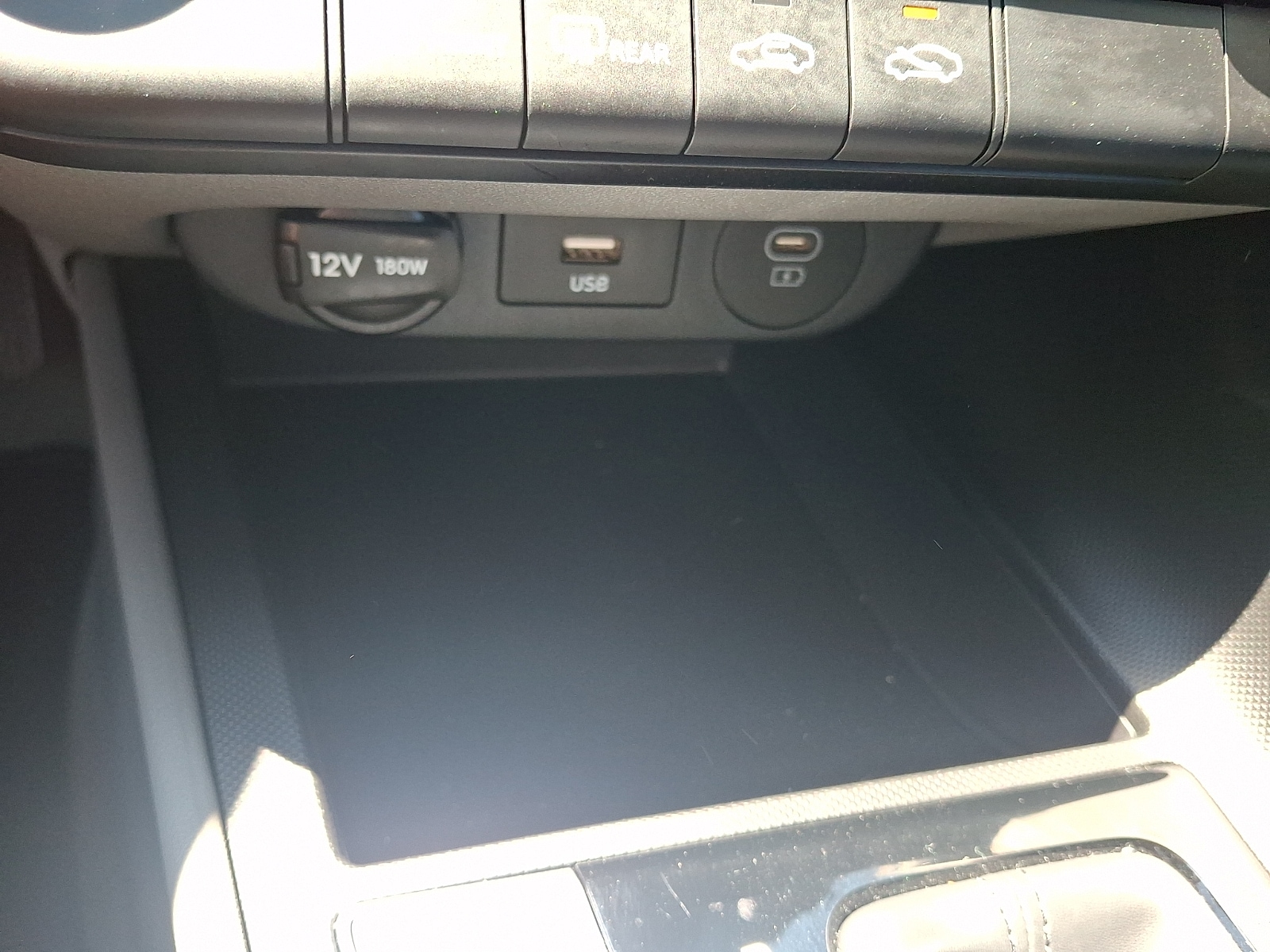 2024 Hyundai Elantra SEL - Photo 24