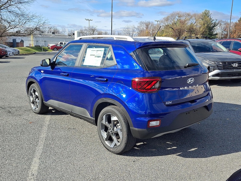 New 2026 Hyundai Venue SEL SUV