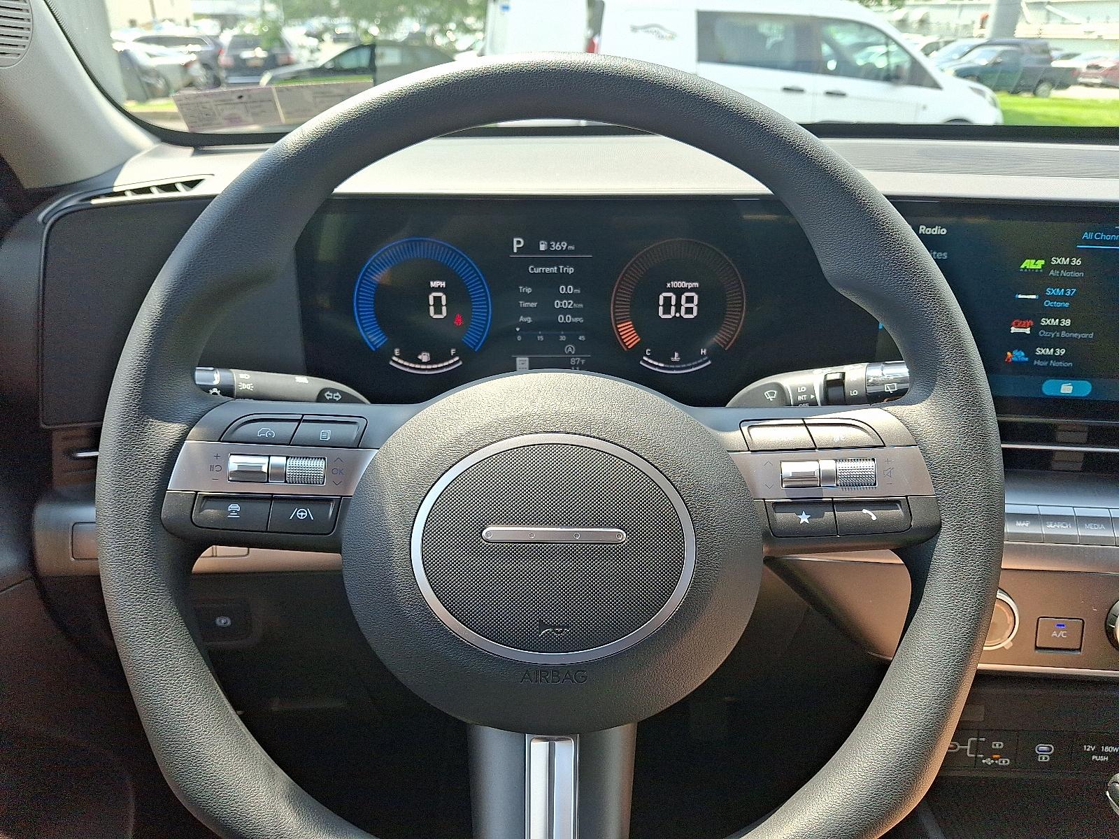 2026 Hyundai Kona SE - Photo 13