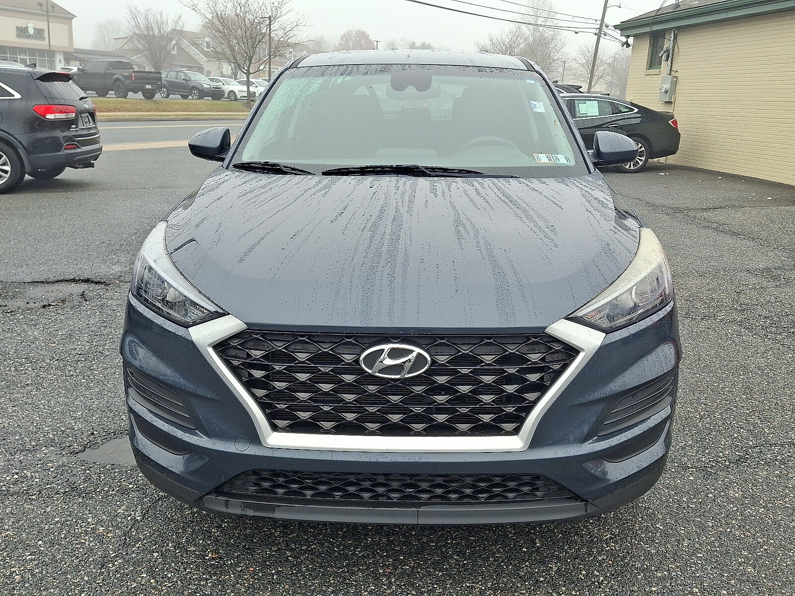 2019 Hyundai Tucson SE photo 2