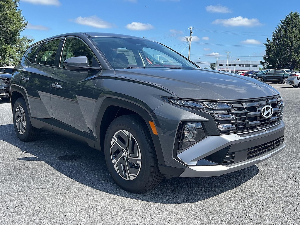 New 2026 Hyundai Tucson Hybrid Blue SUV