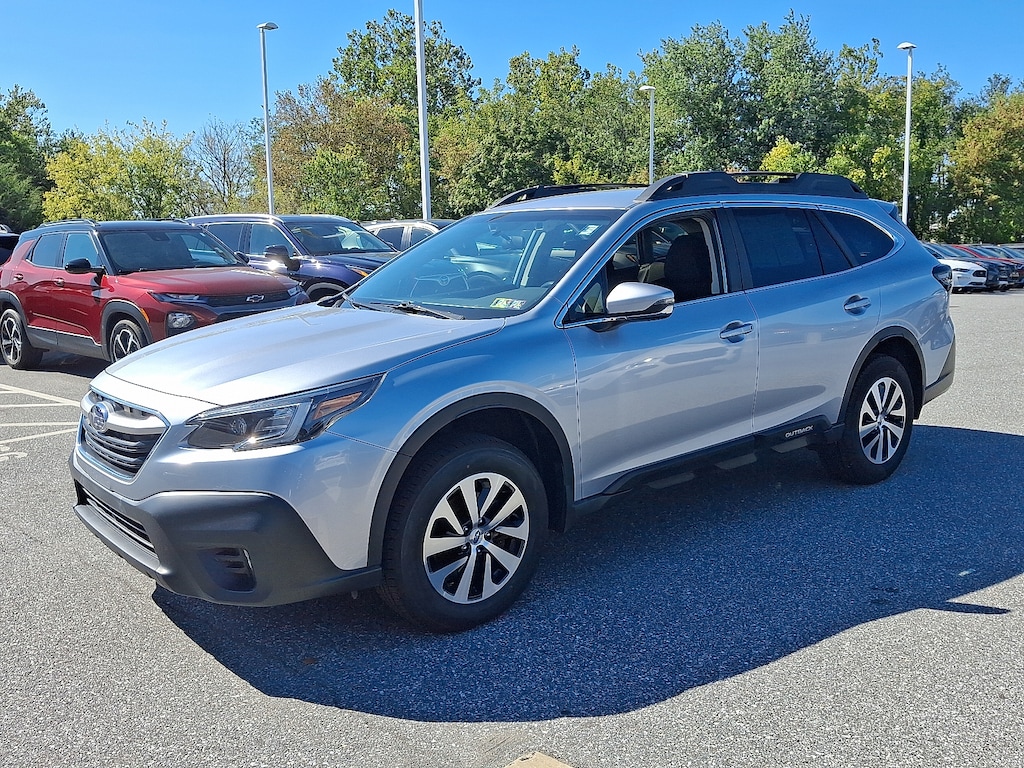 Used 2021 Subaru Outback Premium SUV