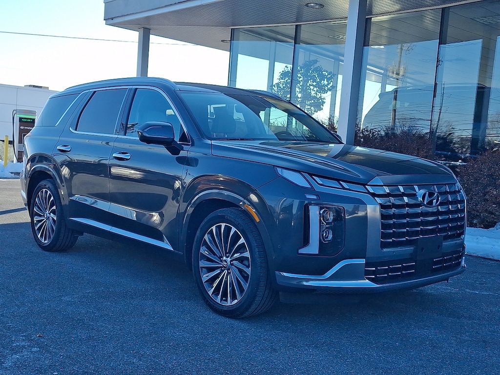 Used 2023 Hyundai Palisade Calligraphy SUV