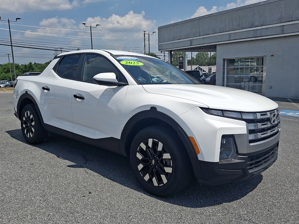 Certified 2025 Hyundai Santa Cruz SE Truck Crew Cab