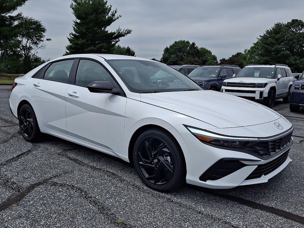 New 2026 Hyundai Elantra SEL Sport Sedan