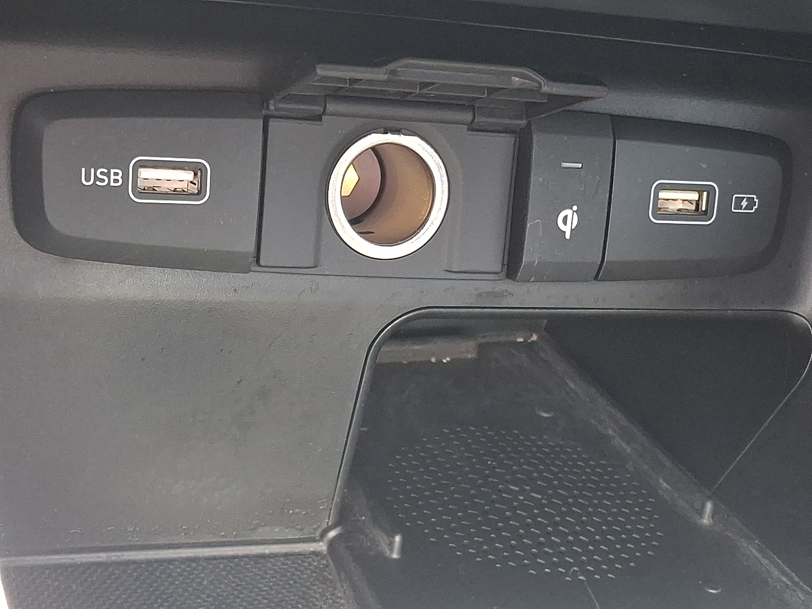 2022 Hyundai Santa Cruz SEL - Photo 24