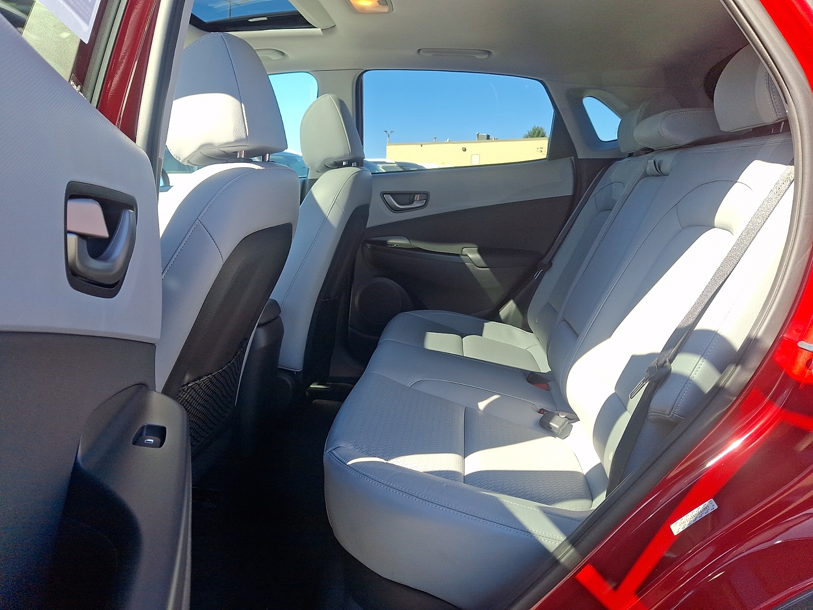 2021 Hyundai Kona Ultimate - Photo 11