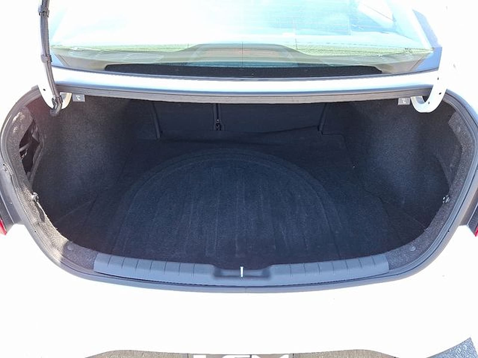 2019 Hyundai Elantra Value Edition - Photo 30