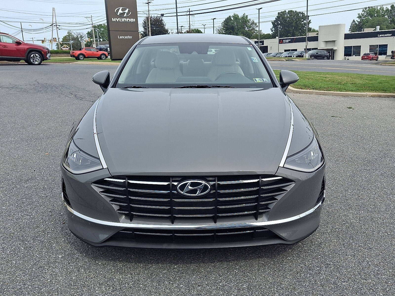2022 Hyundai Sonata SE photo 2