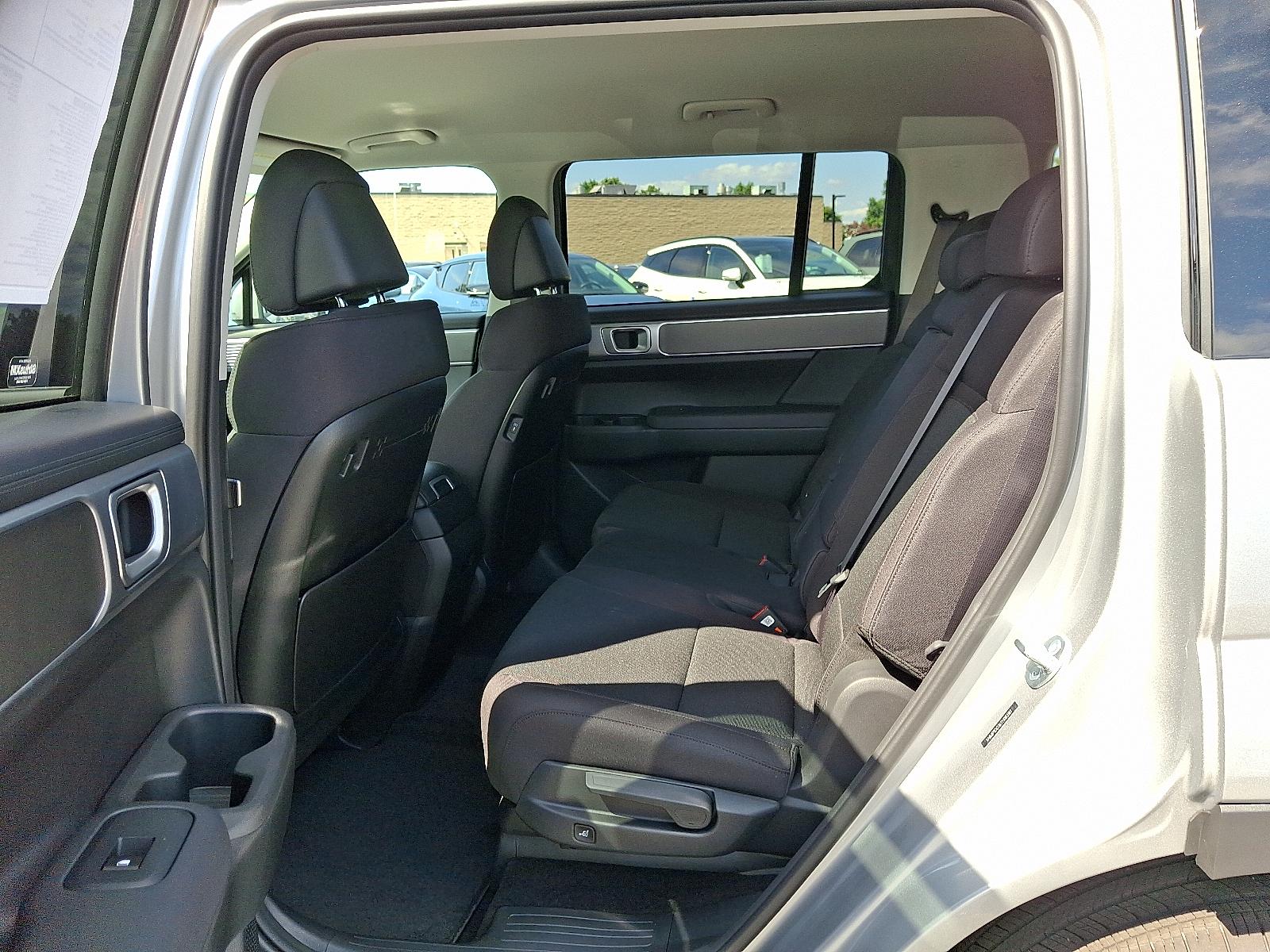 2026 Hyundai Santa Fe SE - Photo 6