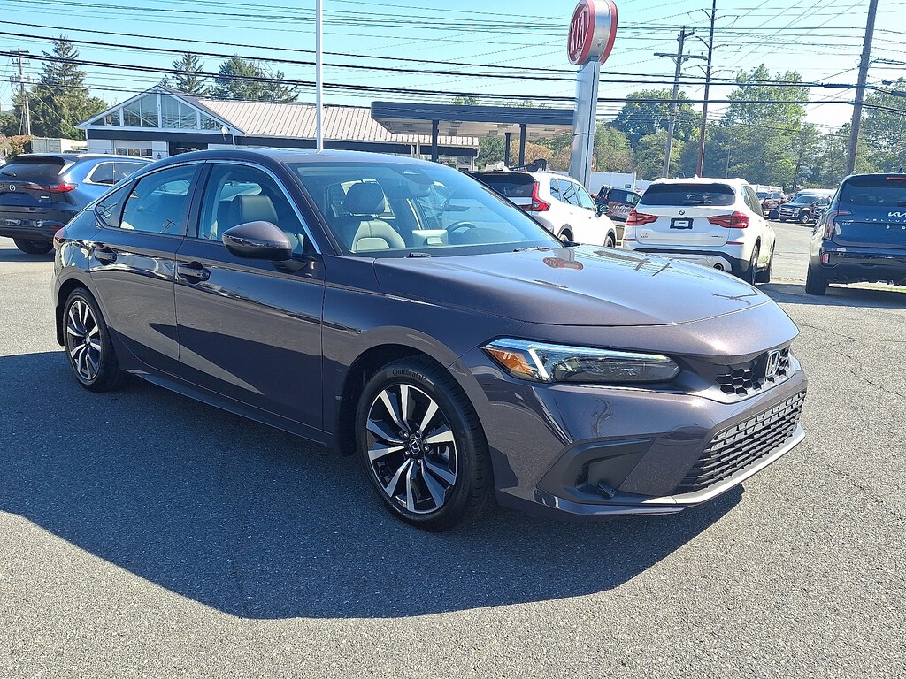 Used 2024 Honda Civic EX-L Hatchback