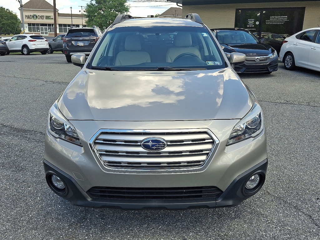 Used 2015 Subaru Outback 2.5i Premium w/ Moonroof/Power Rear Gate SUV