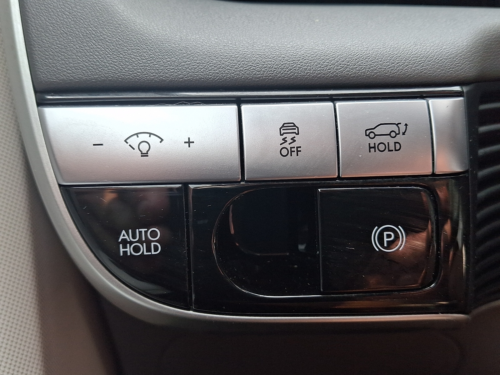 2023 Hyundai IONIQ 5 Limited - Photo 26