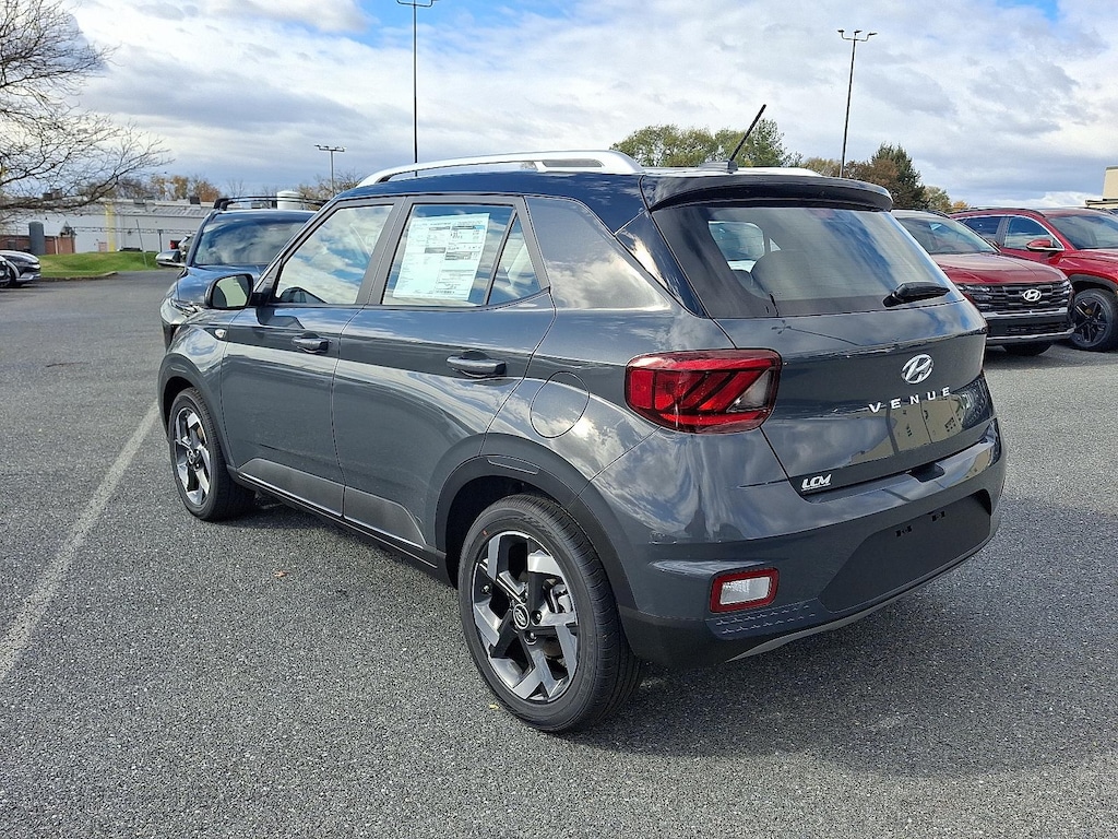 New 2026 Hyundai Venue SEL SUV