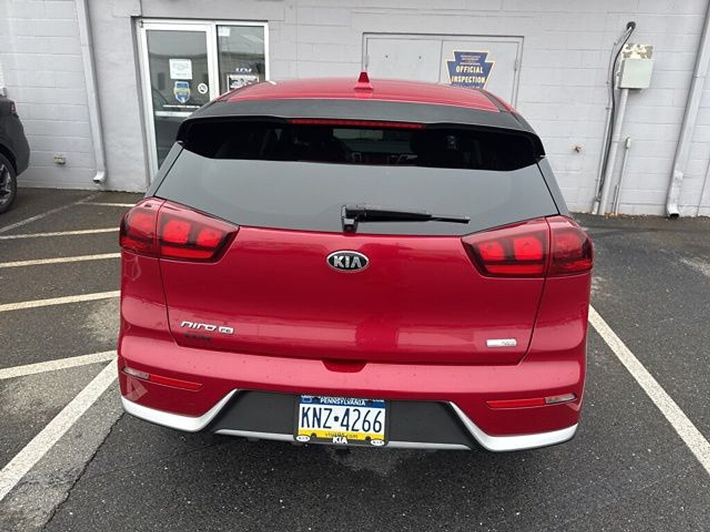 Certified 2018 Kia Niro FE SUV