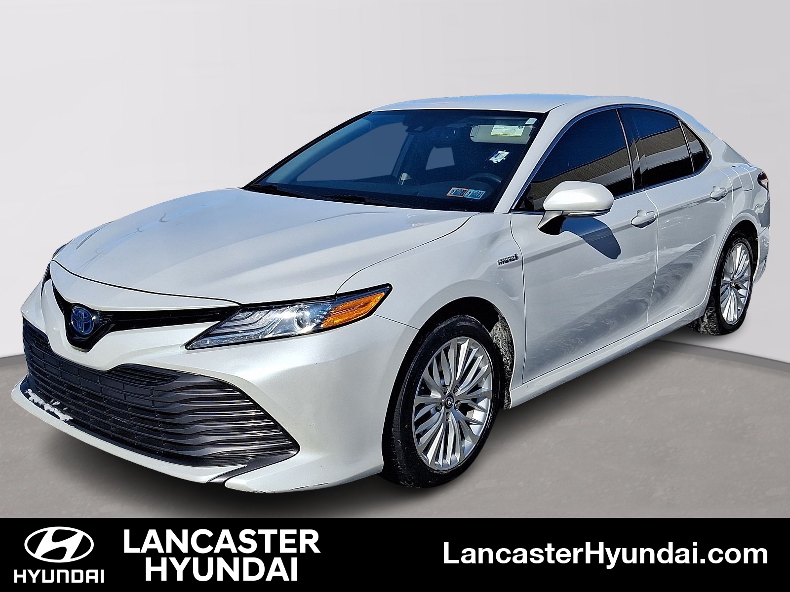 2019 Toyota Camry XLE Hybrid