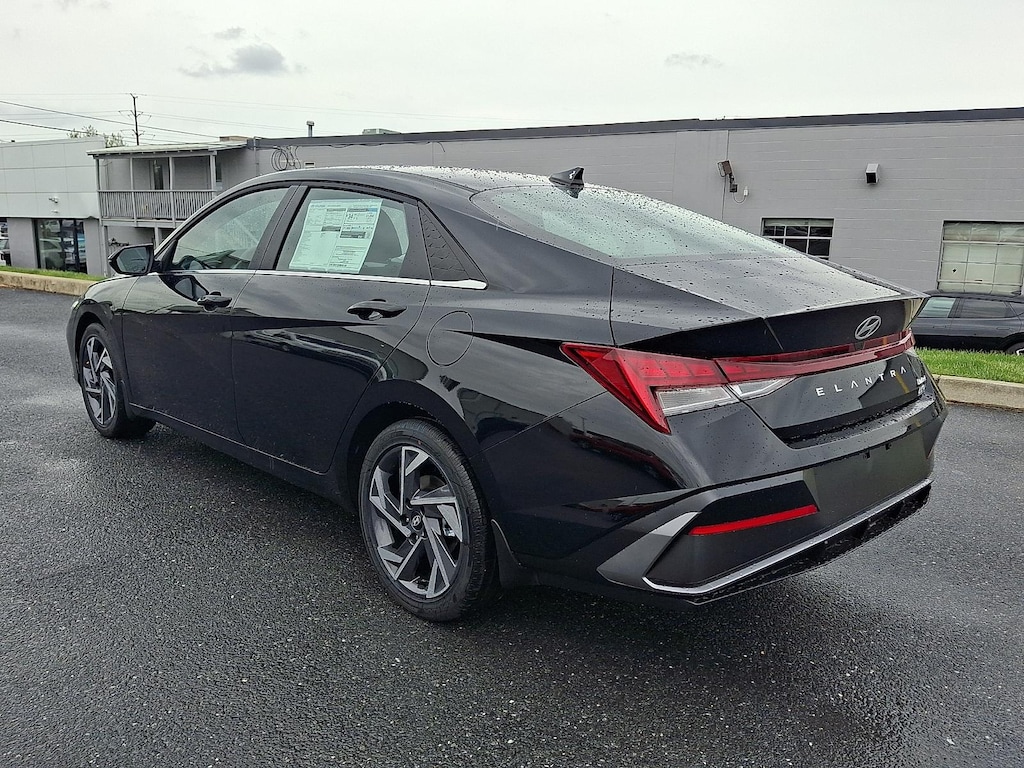 New 2026 Hyundai Elantra Limited Sedan