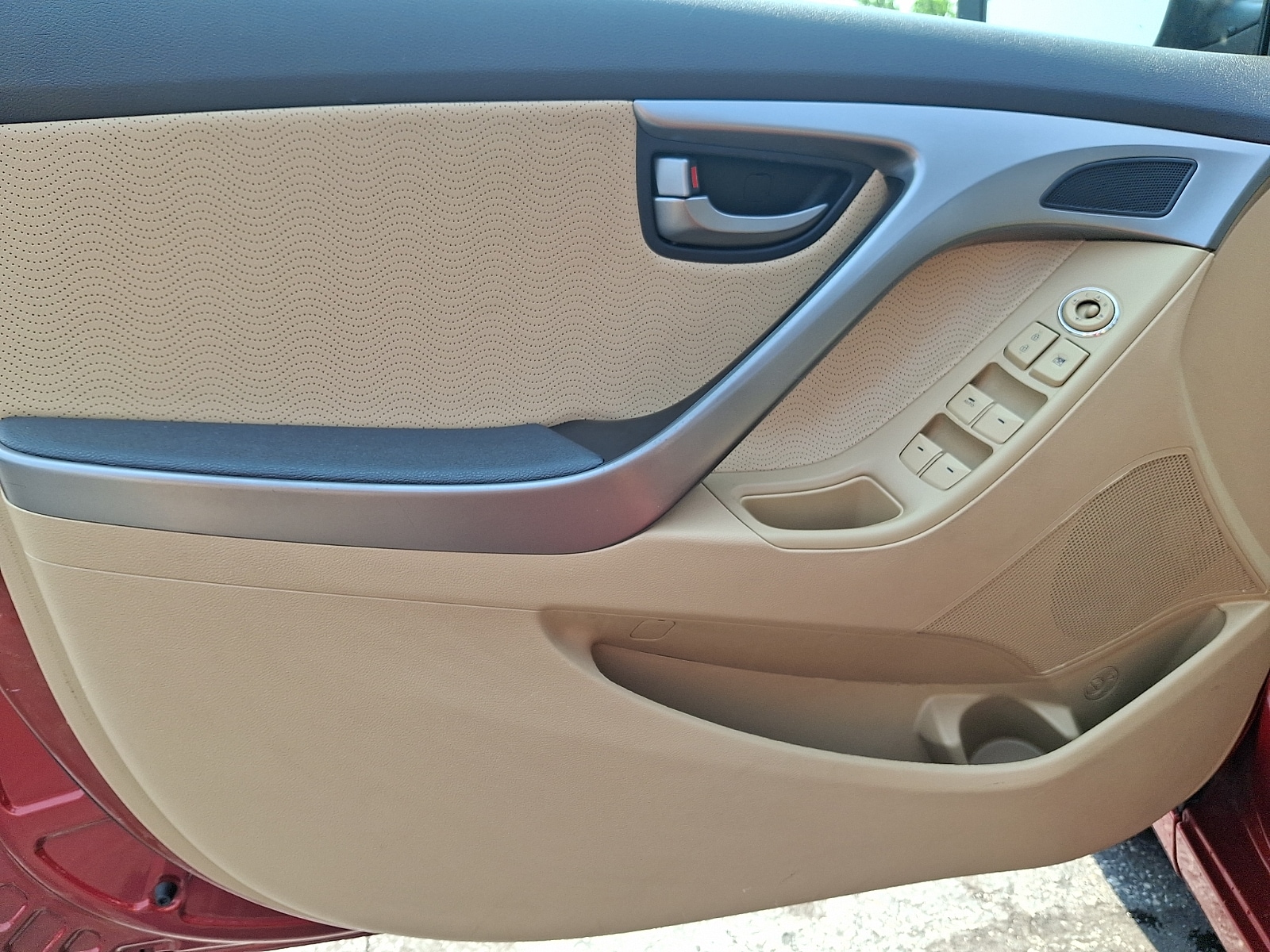 2013 Hyundai Elantra Limited - Photo 13
