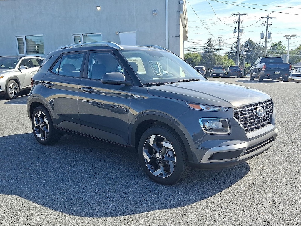New 2026 Hyundai Venue SEL SUV