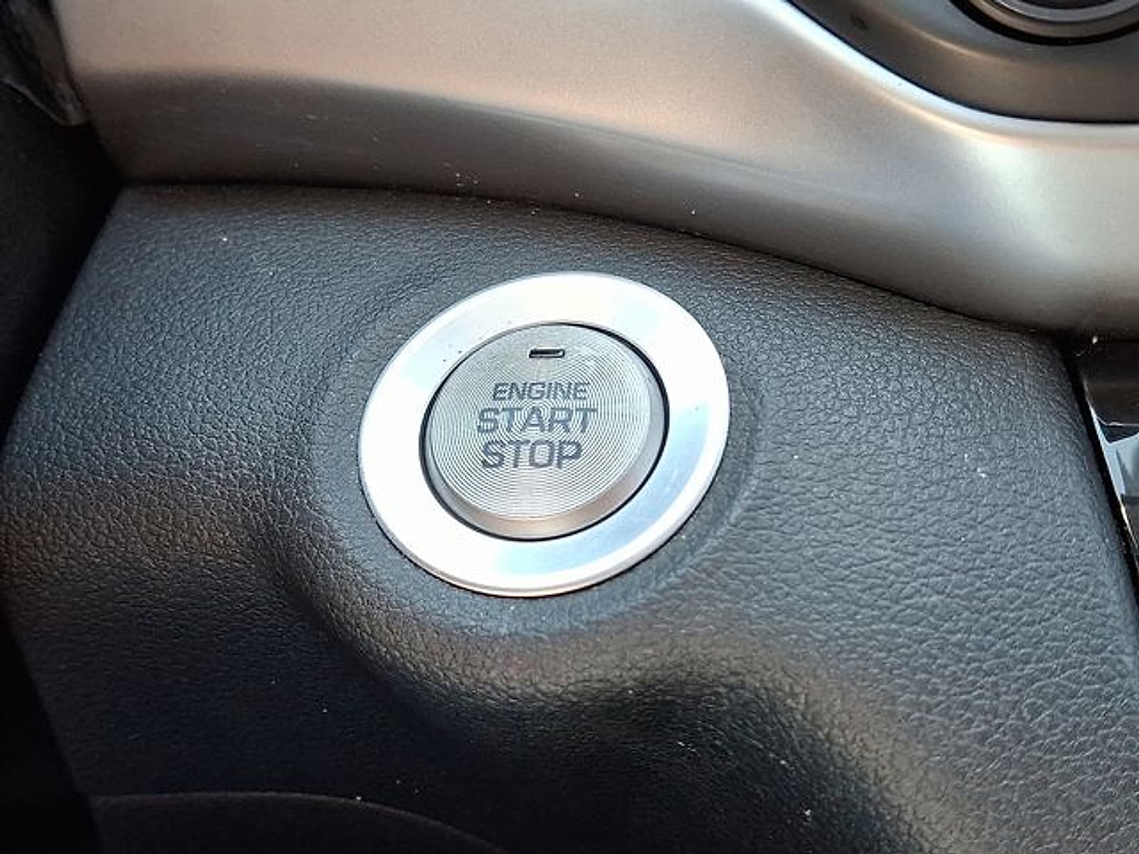 2019 Hyundai Elantra Value Edition - Photo 27