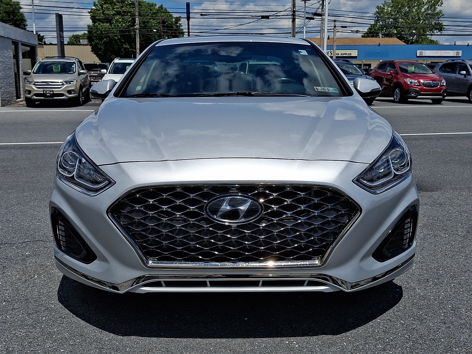 Used 2019 Hyundai Sonata Sport with VIN 5NPE34AFXKH760207 for sale in East Petersburg, PA
