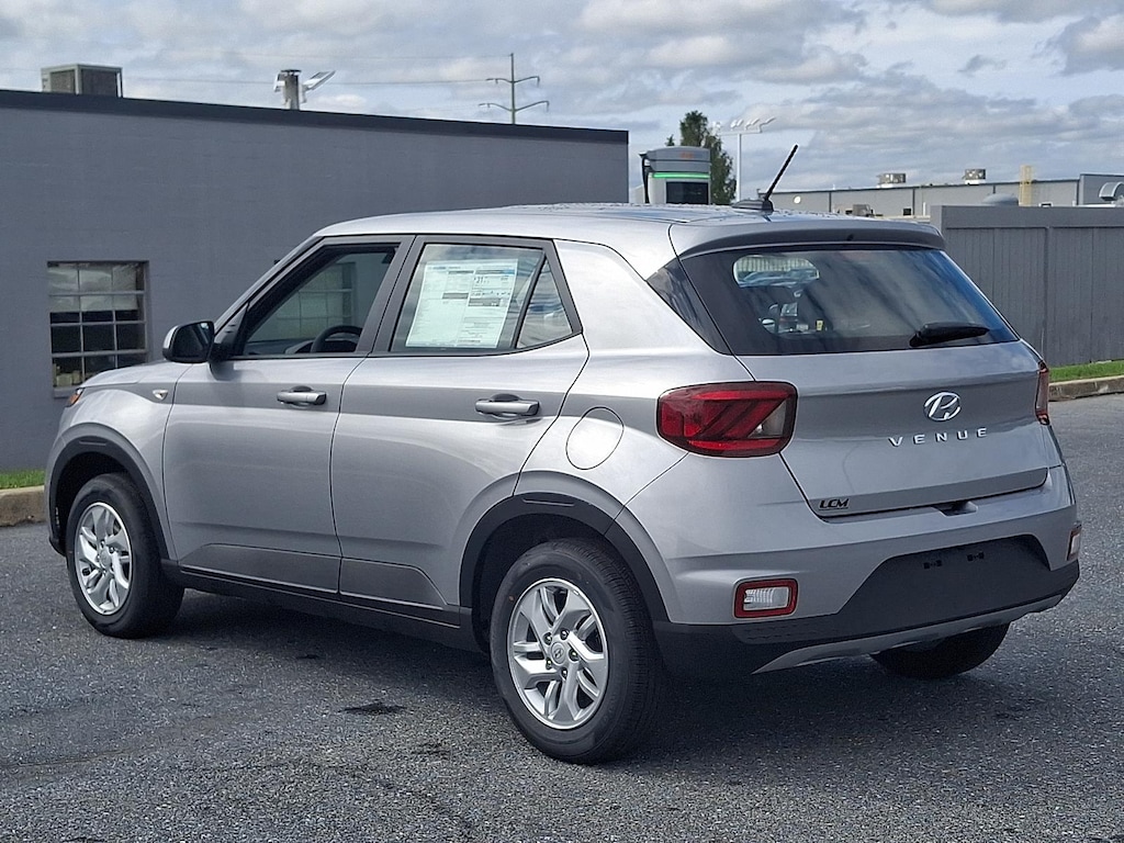 New 2026 Hyundai Venue SE SUV