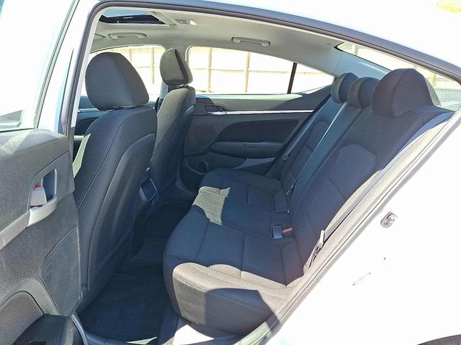 2019 Hyundai Elantra Value Edition - Photo 12