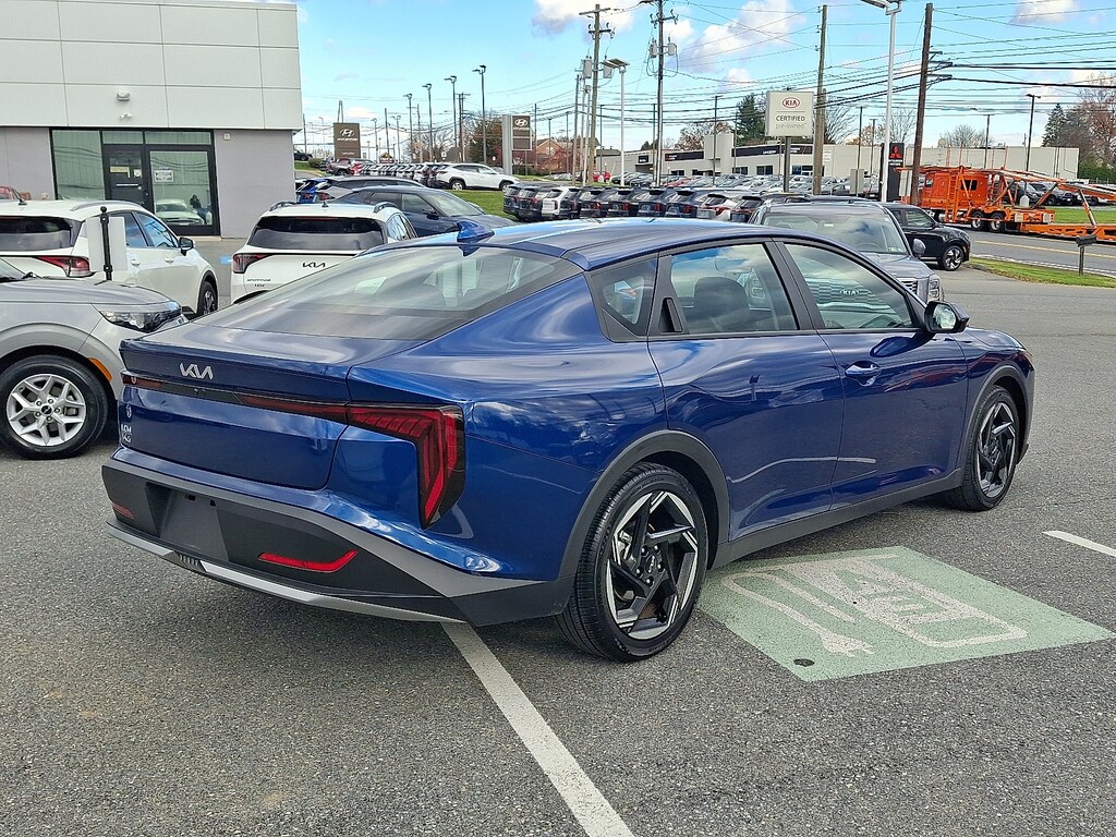 Certified 2025 Kia K4 EX Sedan
