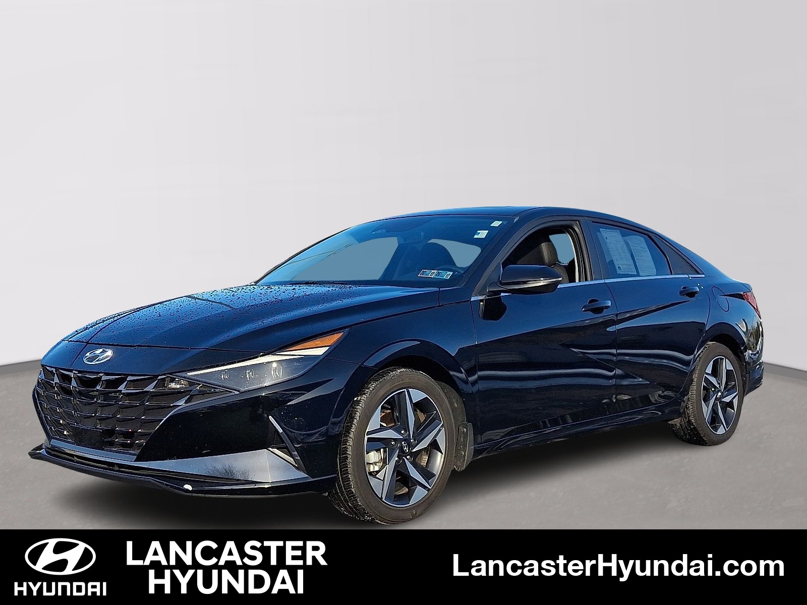 2023 Hyundai Elantra Limited's photo