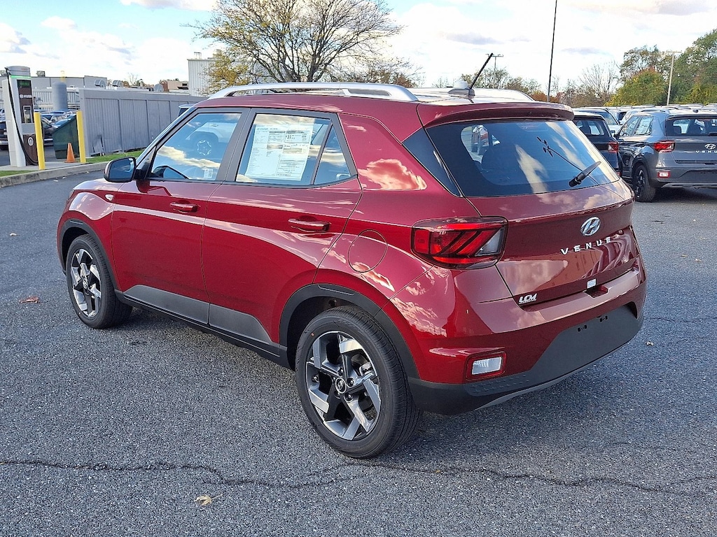 New 2026 Hyundai Venue SEL SUV