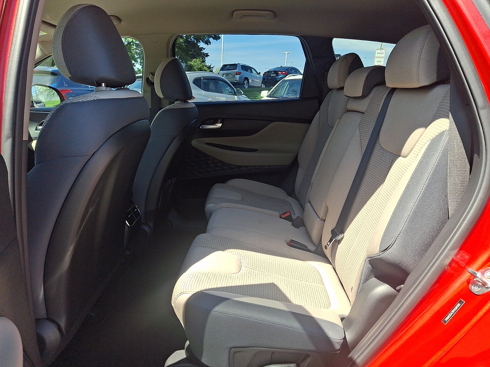 2023 Hyundai Santa Fe SE - Photo 11