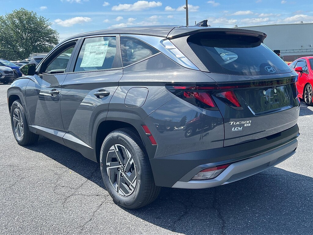 New 2026 Hyundai Tucson Hybrid Blue SUV