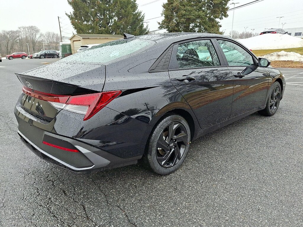 New 2026 Hyundai Elantra SEL Sport Sedan