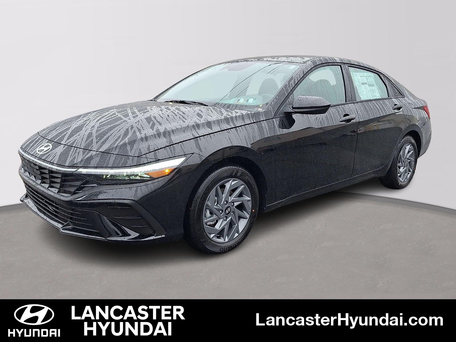 2026 Hyundai Elantra Hybrid Sedan 