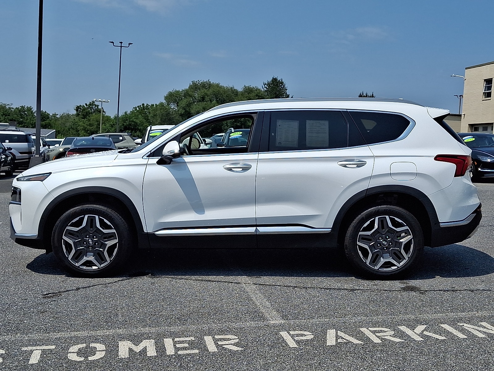 2021 Hyundai Santa Fe Limited - Photo 8