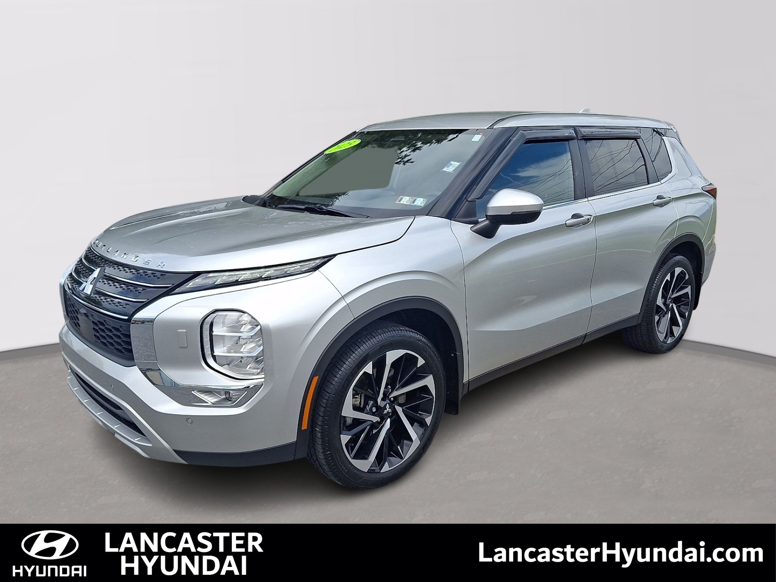 2023 Mitsubishi Outlander SE S-AWC's photo