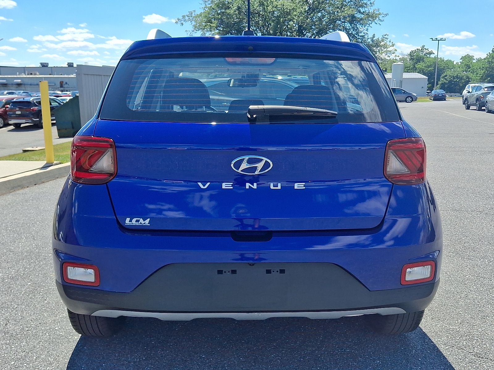 2025 Hyundai Venue SEL - Photo 6