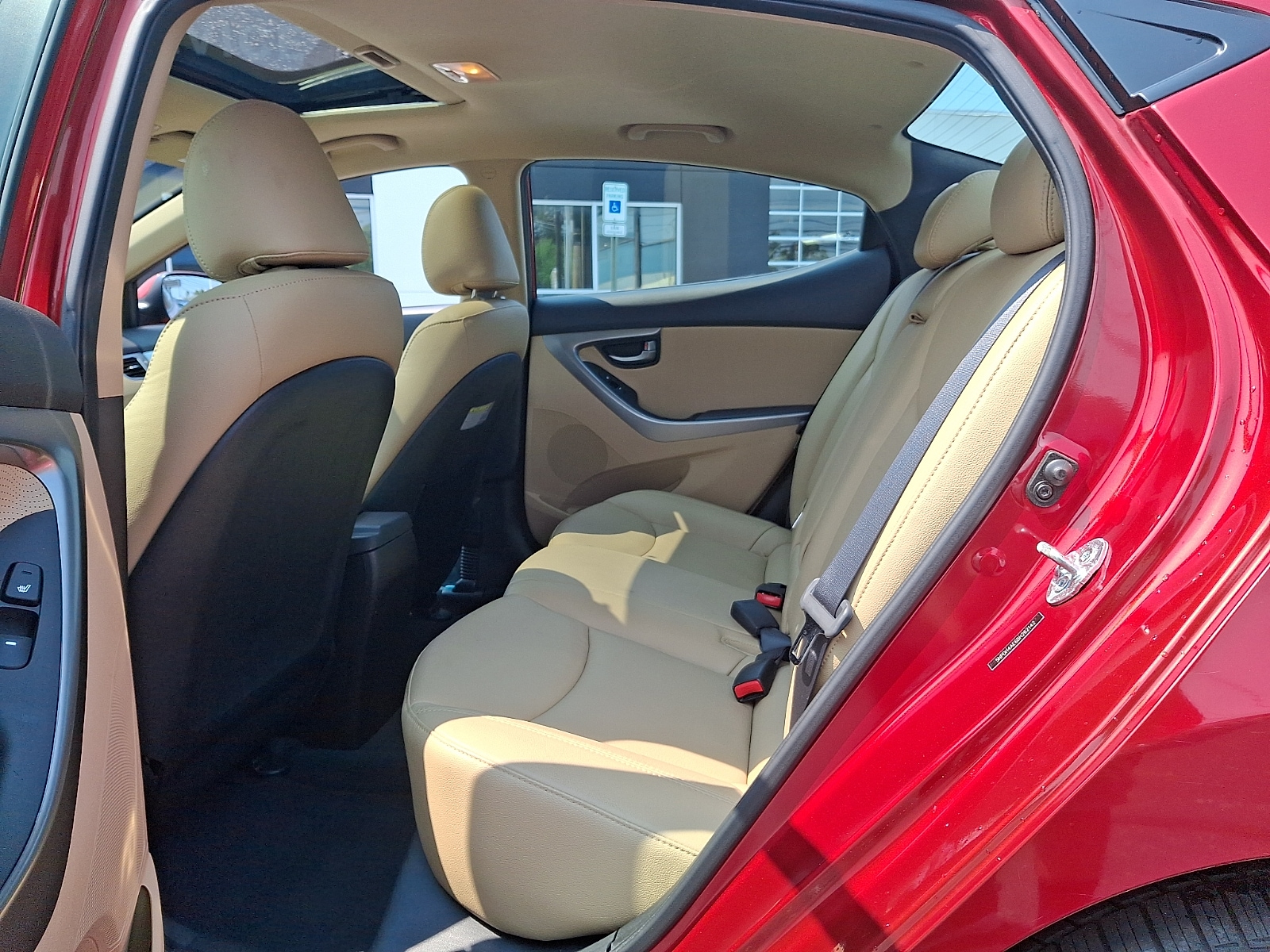 2013 Hyundai Elantra Limited - Photo 11