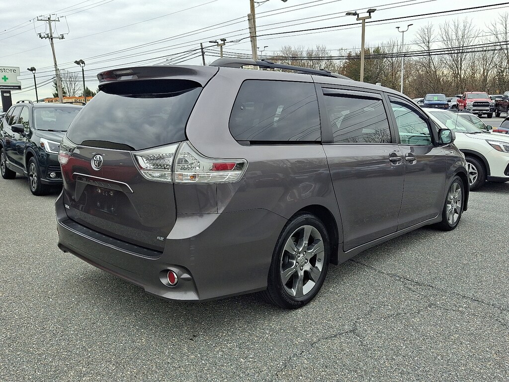 Used 2011 Toyota Sienna SE Van