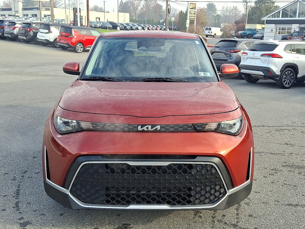 Certified 2023 Kia Soul LX Hatchback
