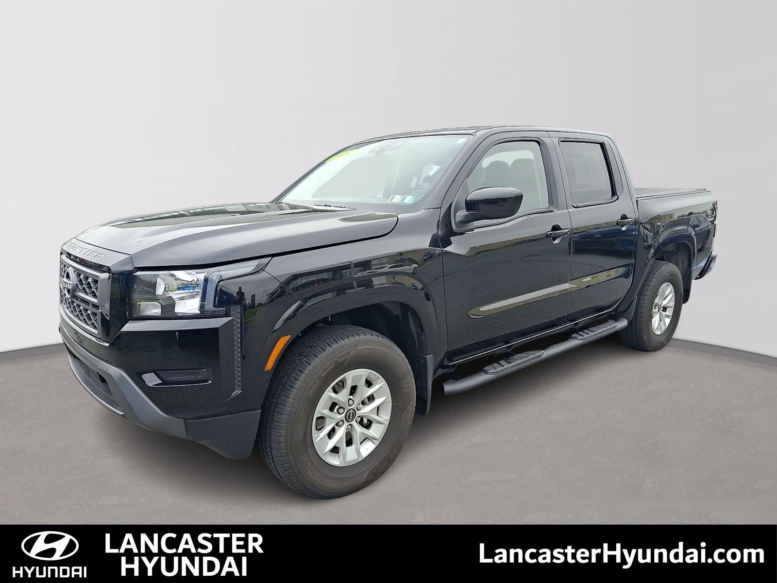2024 Nissan Frontier SV Crew Cab 4X4 SWB's photo