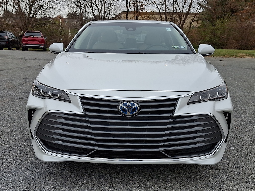 Used 2021 Toyota Avalon Hybrid XLE Sedan