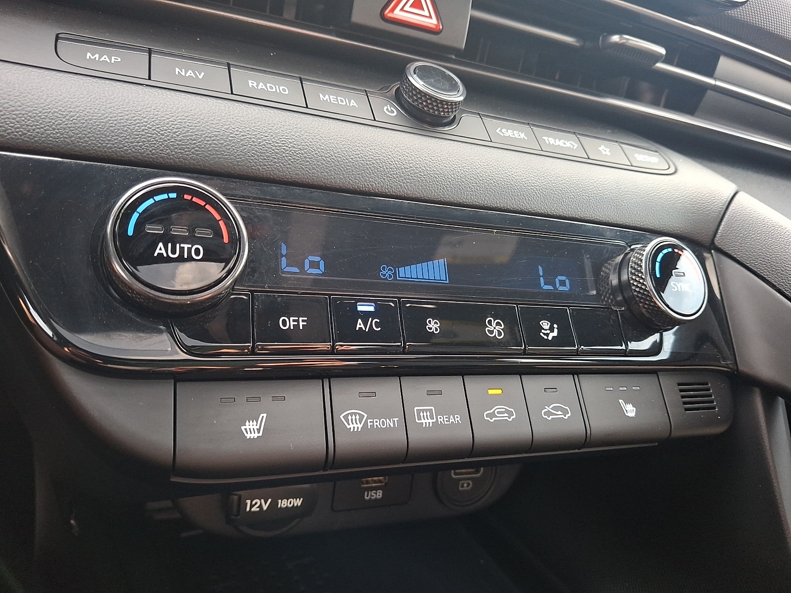 2023 Hyundai Elantra N Line - Photo 19